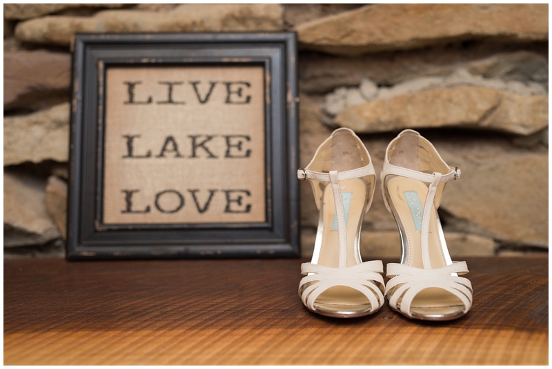 scenic-lakeside-wedding-bucks-county-pa_0006