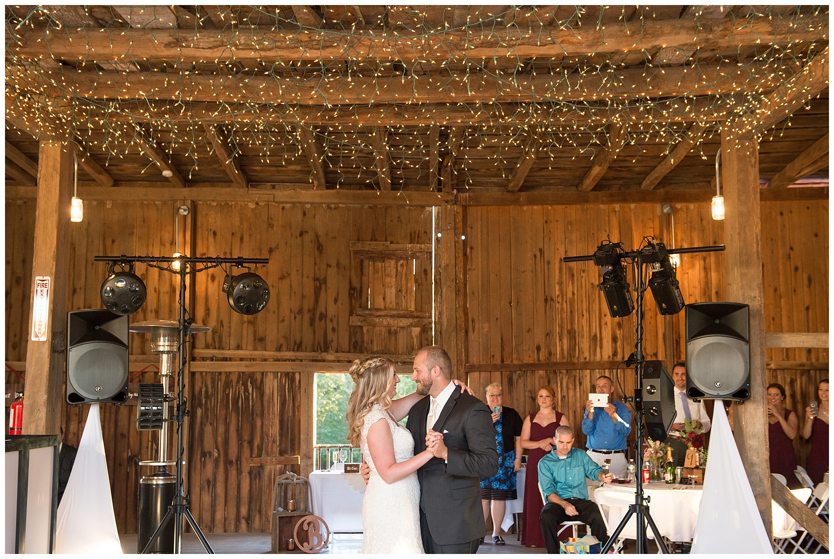 rustic-barn-wedding-hamburg-pa_0077