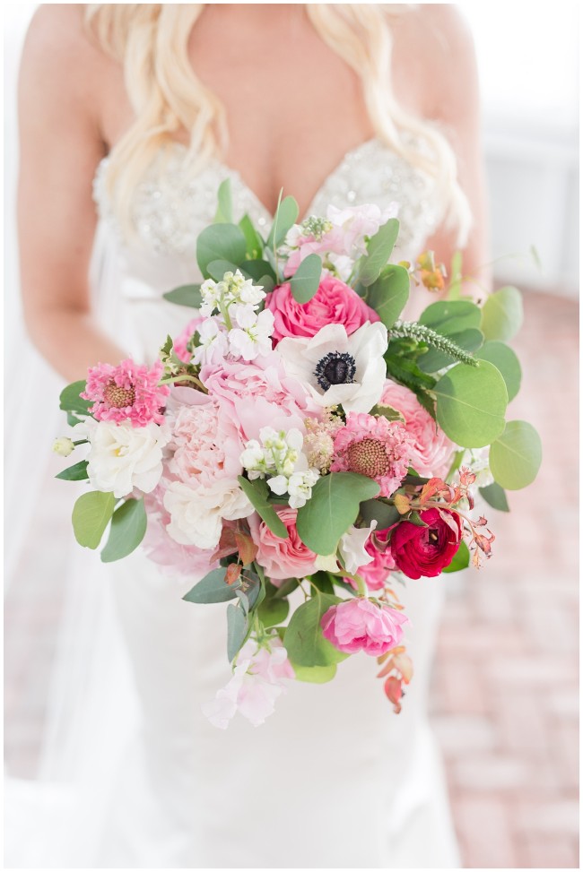 Beautiful bridal bouquet by Flowers by Melinda