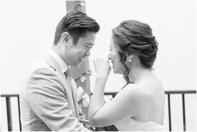 black and white wedding photos, photos of bride and groom