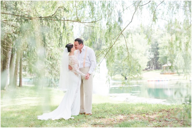 weeping willow wedding photos, southern themed wedding photos