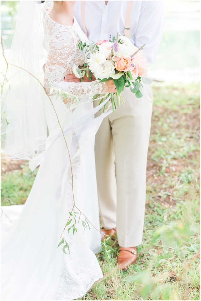timeless wedding details, summer bouquet with long ribbon