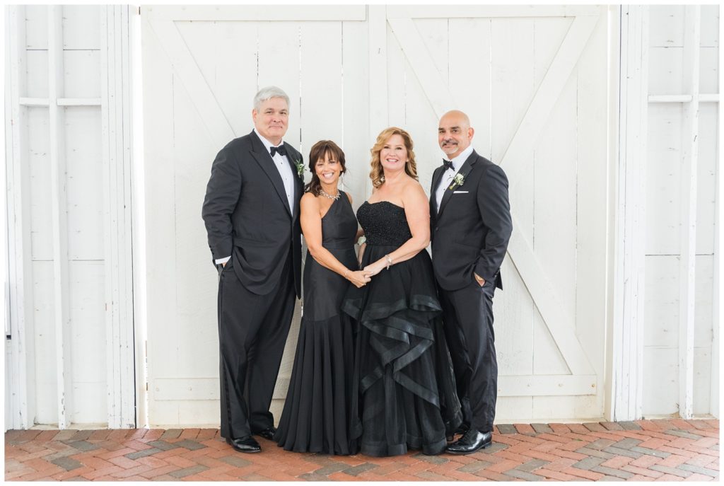 Mallard Island Yacht Club Wedding :: NJ Wedding Photographer Susan Elizabeth Photography