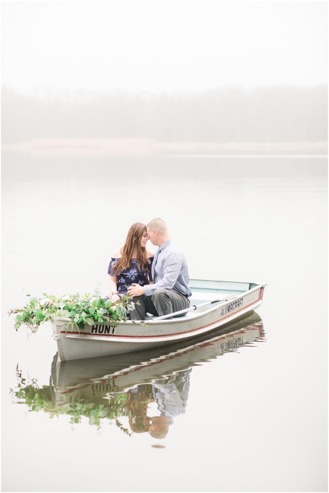 Gorgeous Row Boat Engagement Session On Allamuchy Pond