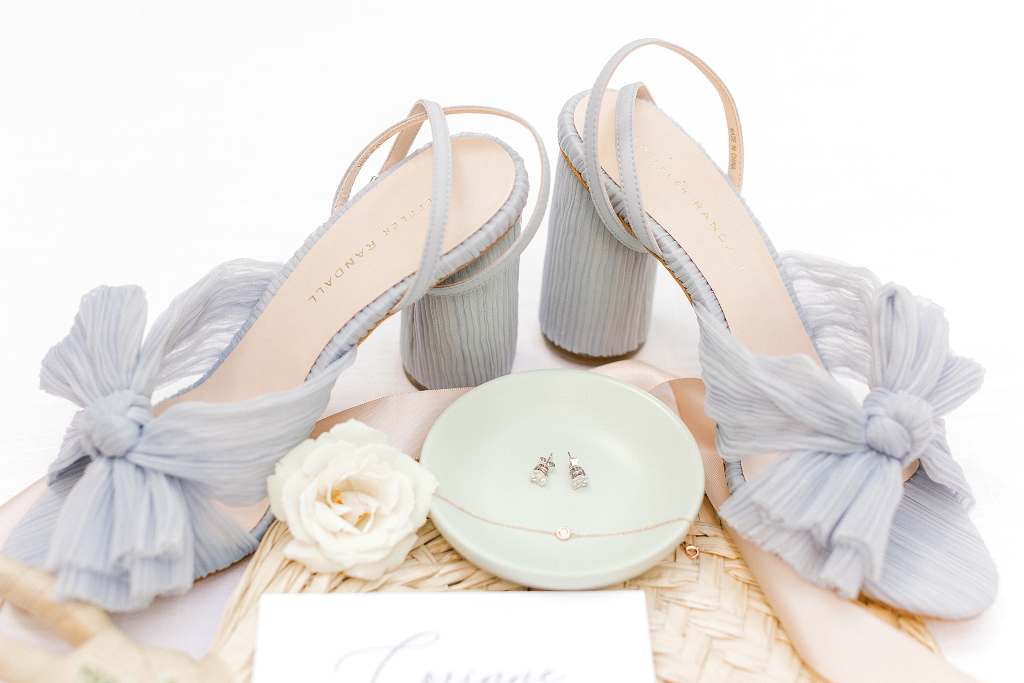 blue shoes with bows for bride for summer wedding